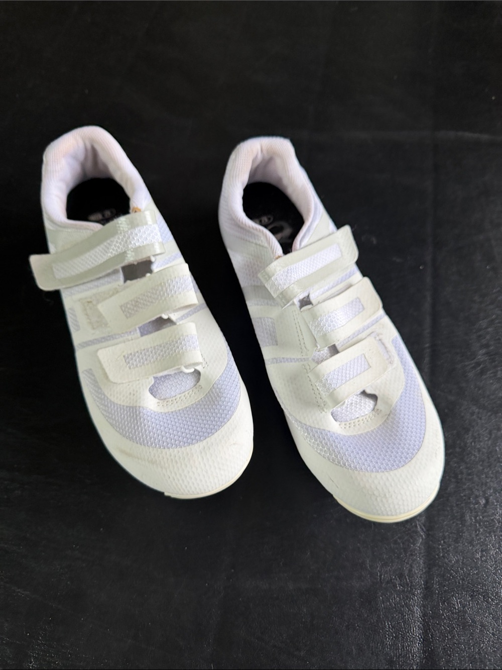 Cycling shoes